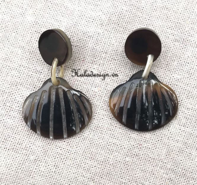 AW25-Horn-jewellery-dark-shell-earrings Horn Jewellery - dark shell earrings