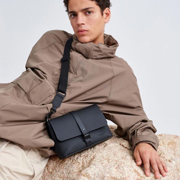 SS26-Gaston-Luga-Splash-waterproof-crossbody-bag-black-2 Gaston Luga Splash waterproof crossbody bag black